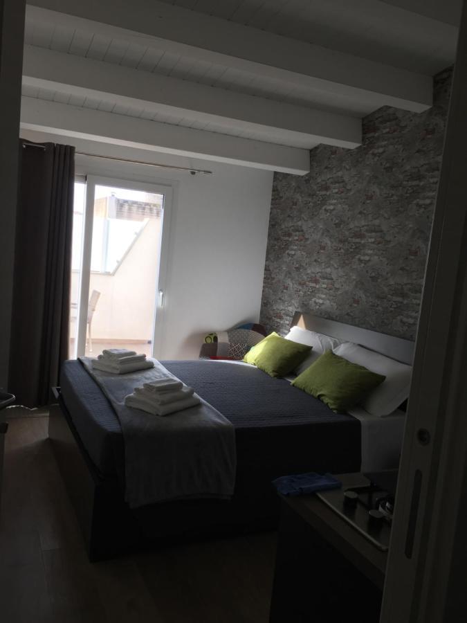 Bed and Breakfast Il Vespro à Comiso Extérieur photo